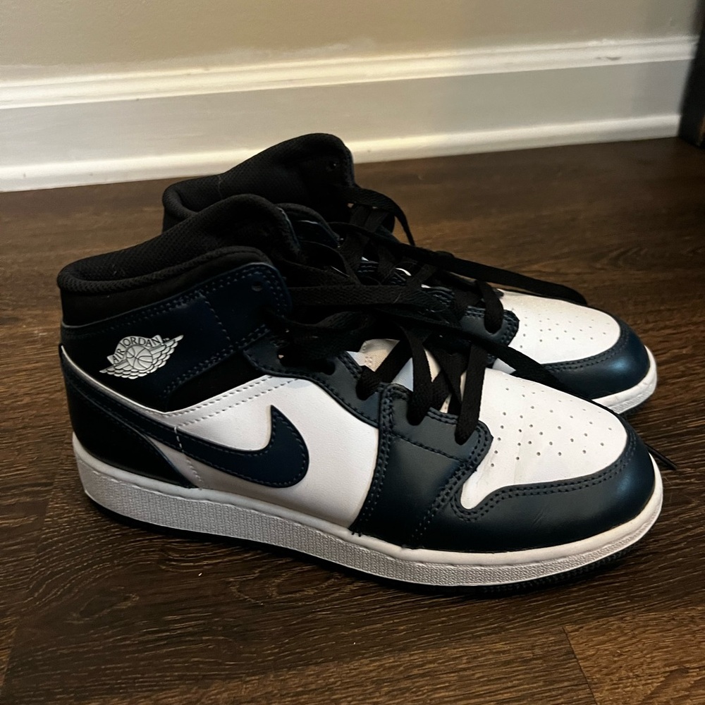 Dark blue Nike Air Jordans